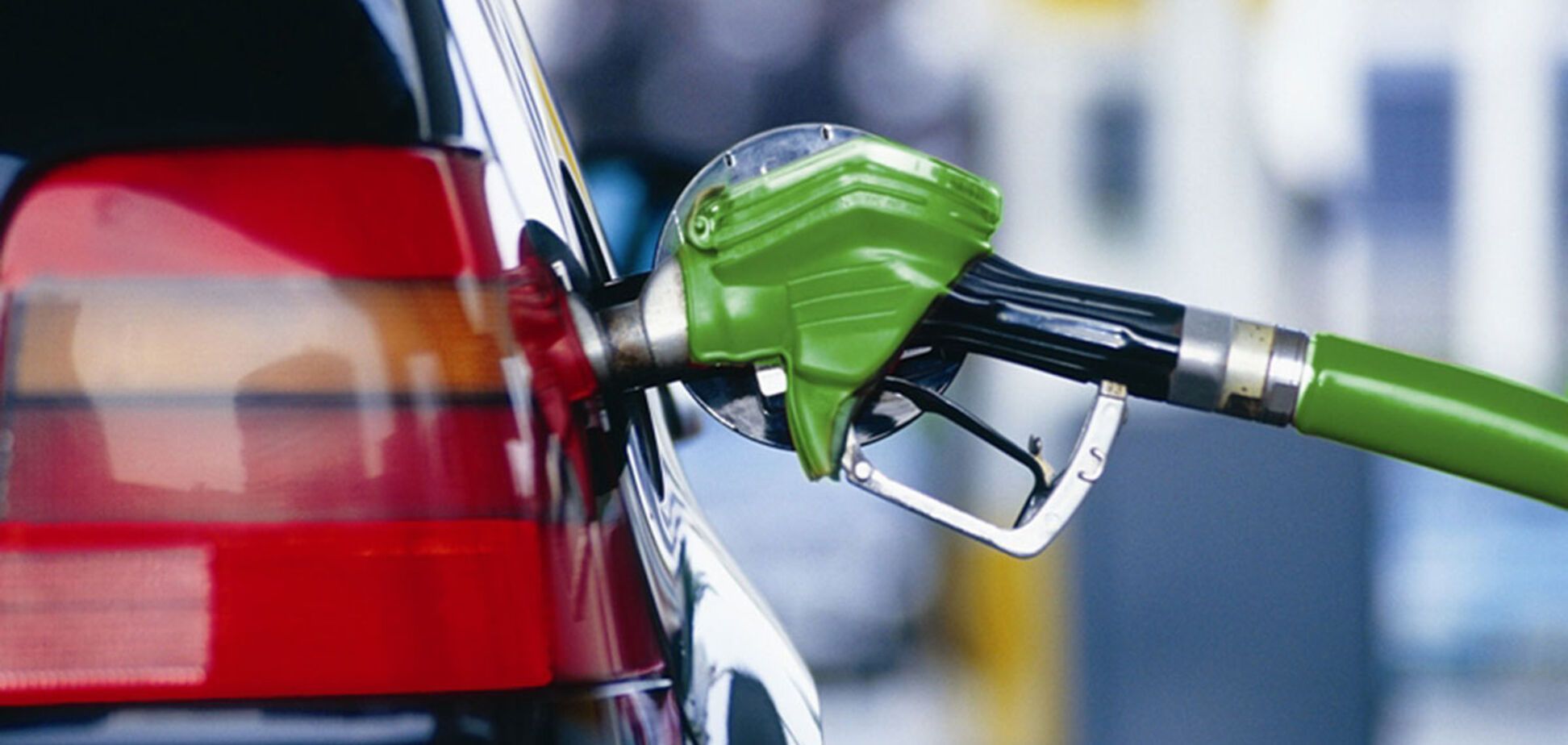 Скачок цен на бензин и дизтопливо в Украине: появился прогноз  