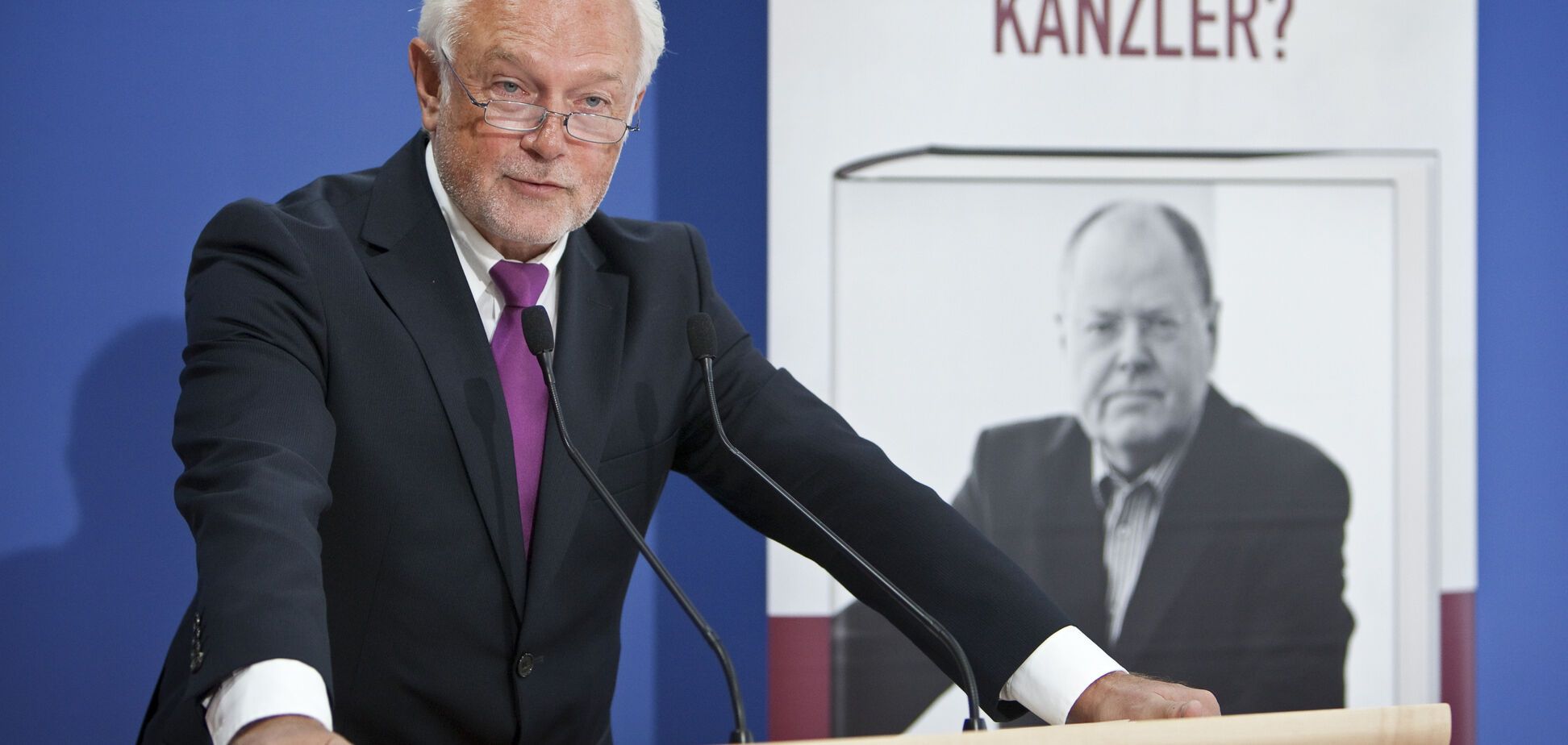 Вице-спикера Бундестага обвинили в лоббировании газопровода Путина в обход Украины