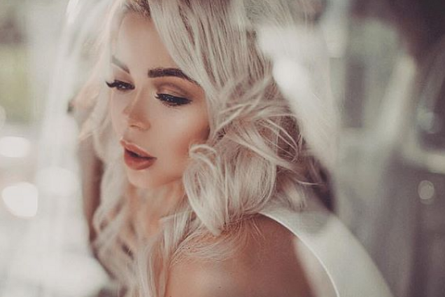 Аліна Гросу