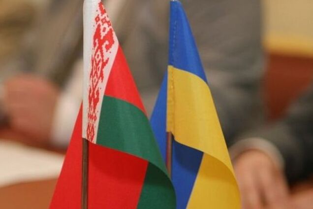 'Це чужа гра': Україні пояснили, як реагувати на провокації Мінська