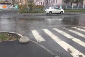 НС, Київ, прорвало трубу