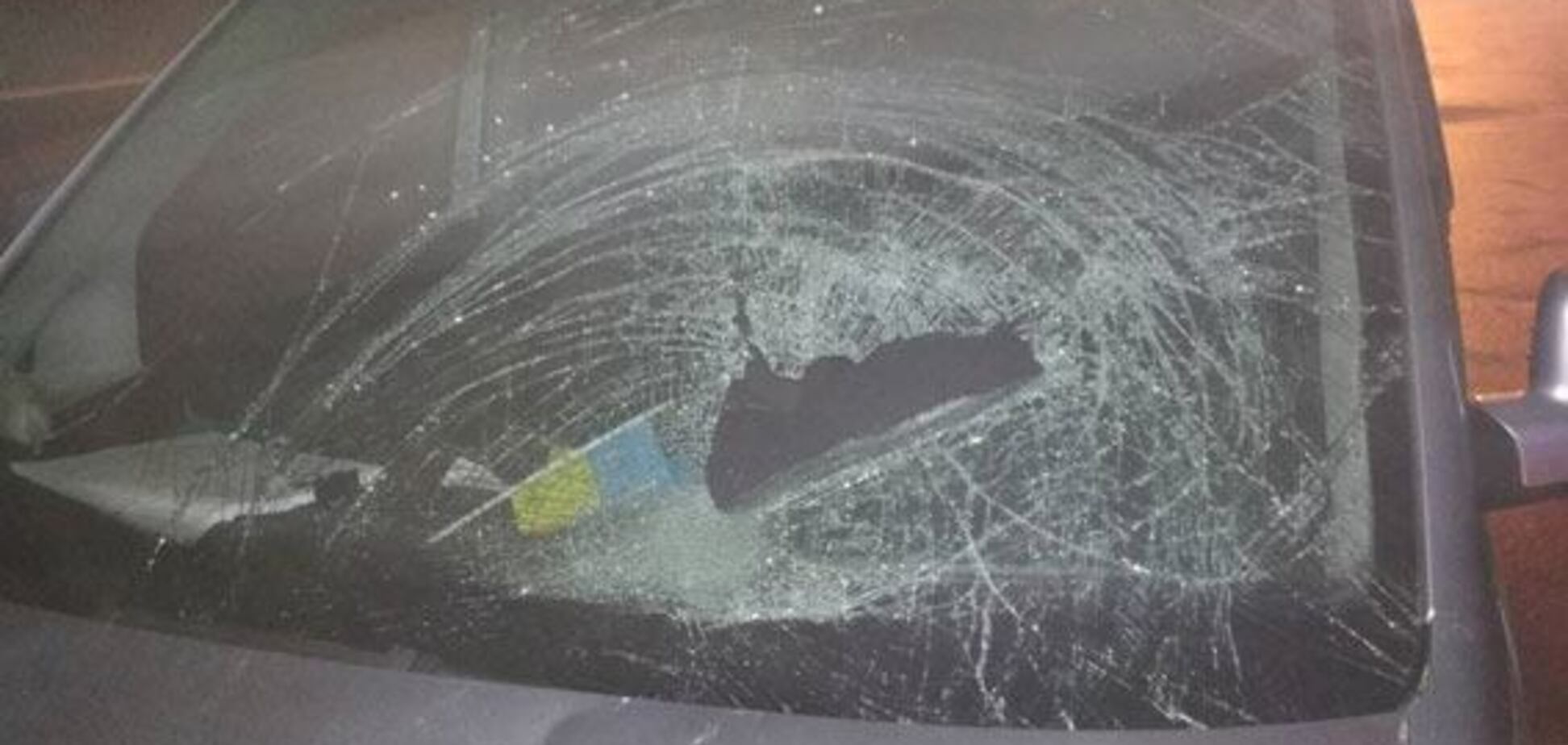 Жахлива трагедія: під Черніговом водій збив матір із дітьми