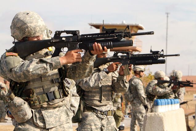 Им нужно наступательное оружие: Боровой призвал дать Украине не только Javelin