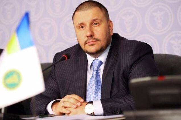 Загрожує до 15 років: на українського екс-міністра завели справу про держзраду