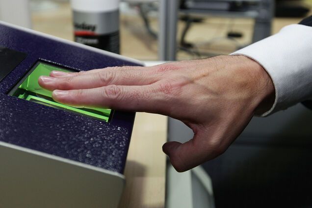 Более 500 млн гривен: стало известно, сколько Украина потратит на новые правила въезда для россиян