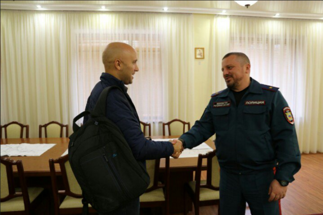 'Чорна мітка' ворогові Плотницького: знакові фото з 'ЛНР' розбурхали мережу