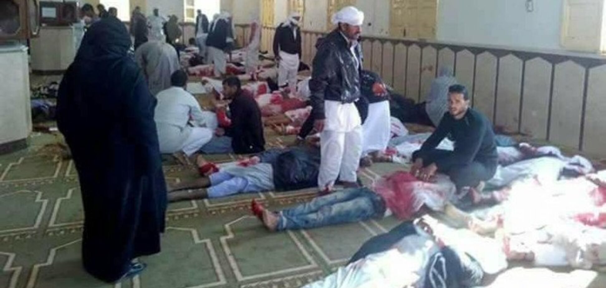 Масштабний теракт в мечеті Єгипта: більше 300 жертв