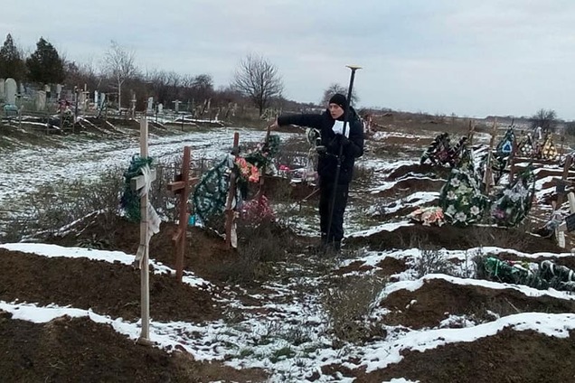 Ділянки на кладовищі: на Запоріжжі виник скандал із землею АТОвцям