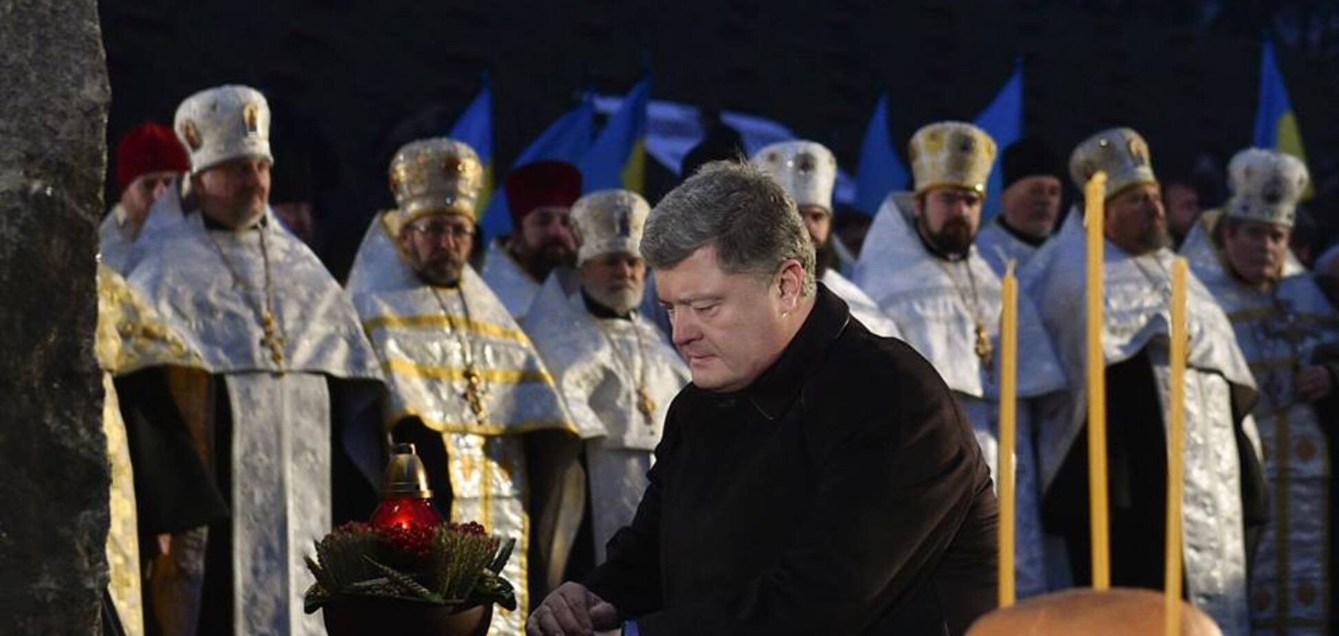 Порошенко призвал ввести ответственность за отрицание Голодомора