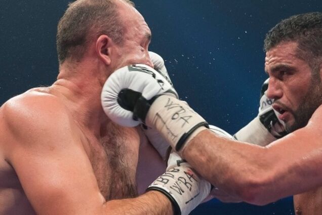 Устинов Чарр