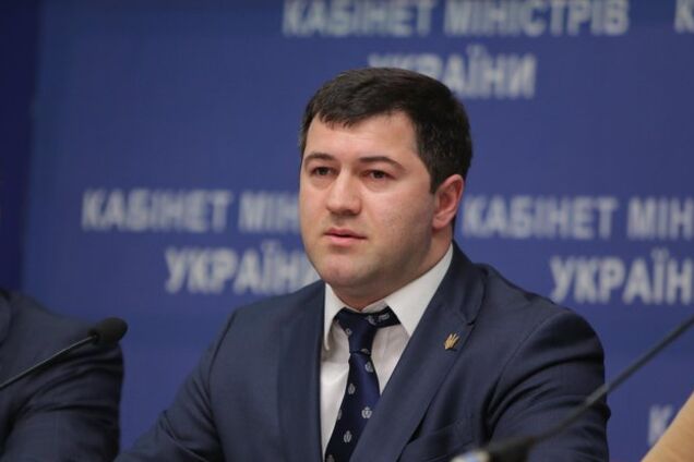 Роман Насиров