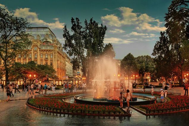 Когда арестовывают защитников...