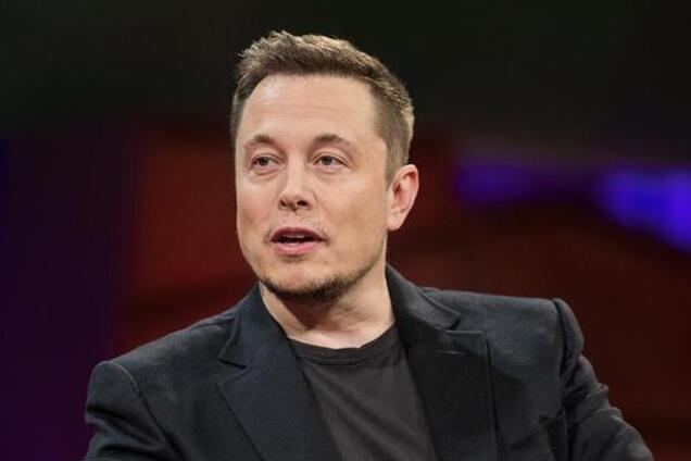 Илон Маск показал готовый к запуску на Марс электрокар Tesla