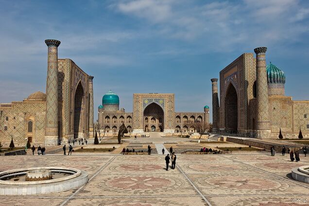 Тут все обожают Путина и очень любят Россию в путинском формате