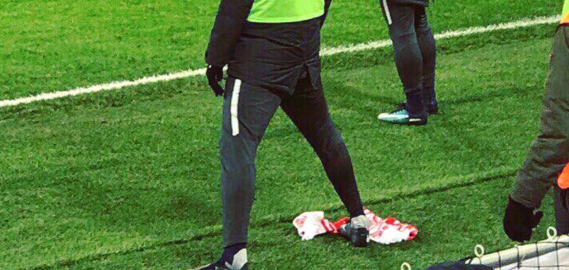 Артем Дзюба шарф