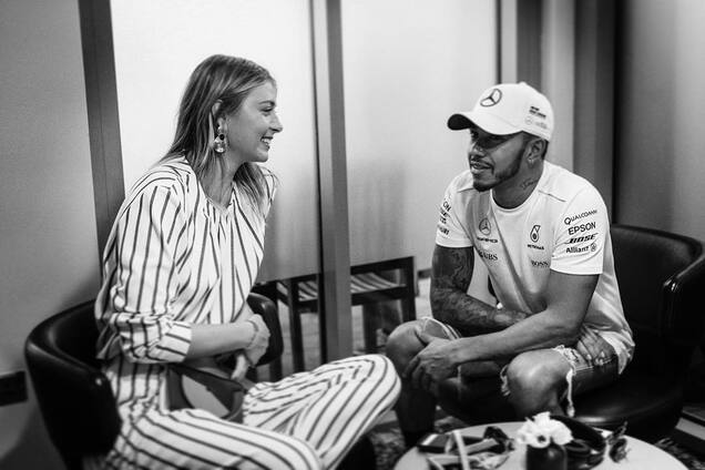 'Та вона його хоче!' Шарапова спантеличила фанатів фото з чемпіоном Формули-1