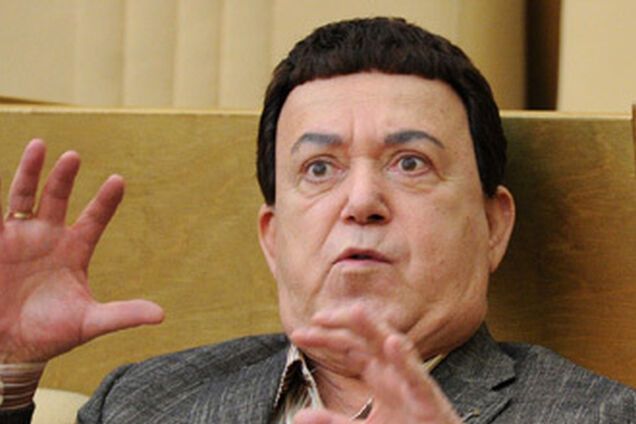 'Как мумия': Кобзон озадачил поклонников внешним видом