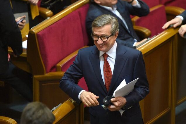 Основа неефективності: Тарута у 2017 році ініціював лише сім законопроектів