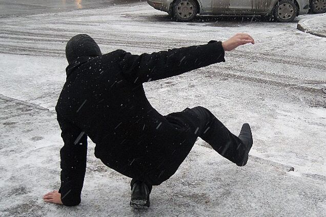 В Киеве из-за гололеда переполнены травмпункты