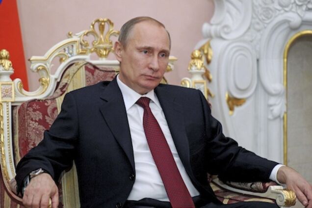 Очень комплексует: Путин приехал к Лукашенко на огромных каблуках