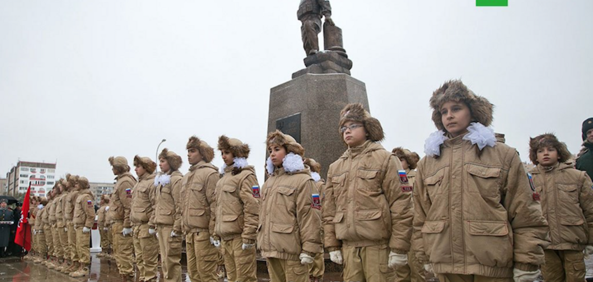 'Дети, берите пример': в России жестко отреагировали на памятник убитому в Сирии наемнику