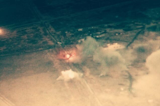 Это звоночек: мощный обстрел Донбасса из 'Градов' попал на видео