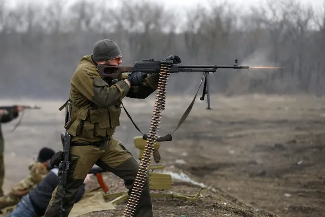 Донбасс война боевик