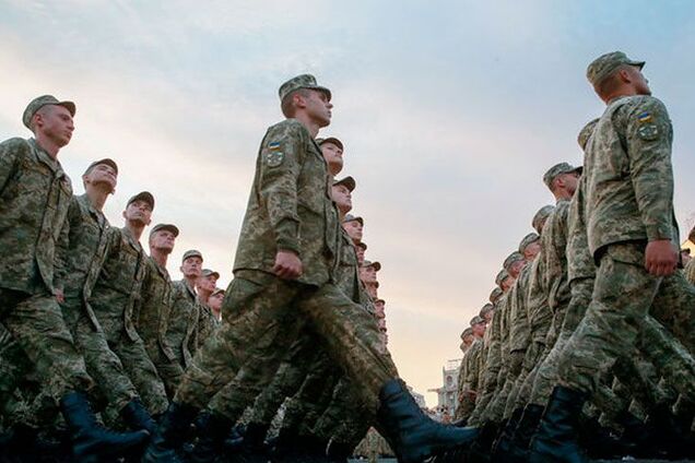 Клубний призов, або 'Із забороною писати та малювати'
