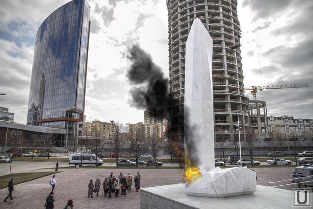 пам'ятник Єльцену