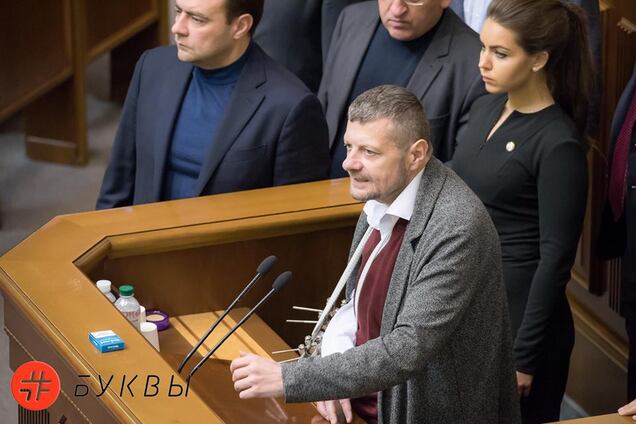 'Эта война надолго': раненый Мосийчук потребовал в Раде защиты для украинцев