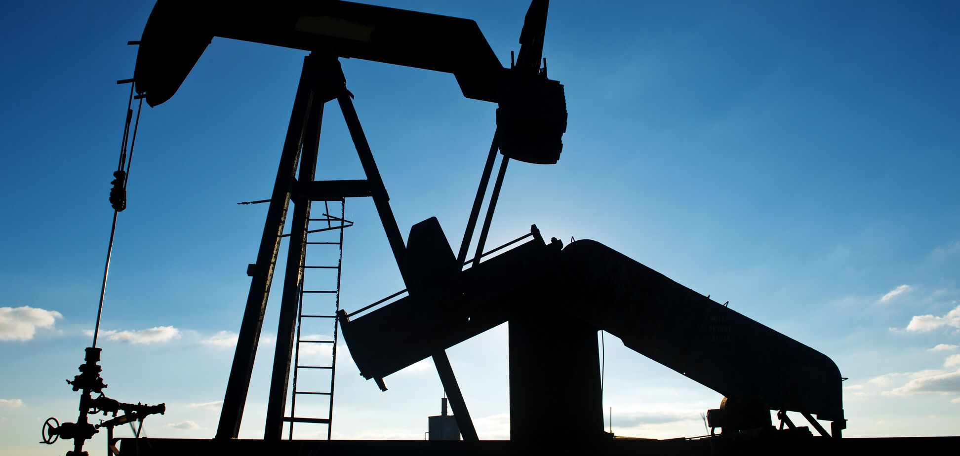 Значне зростання цін на нафту: російський економіст озвучив прогноз