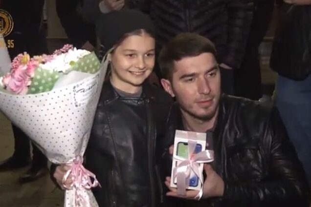 'Взвалил убитую Россию на плечи хрупкие свои': стих о Путине, за который дали iPhone X