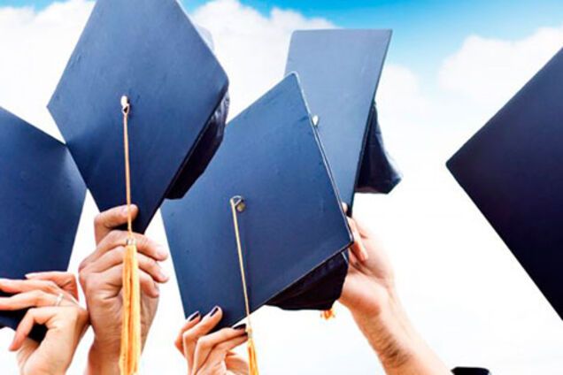 За рубежом и элитно: журналисты показали, где учатся дети украинских политиков