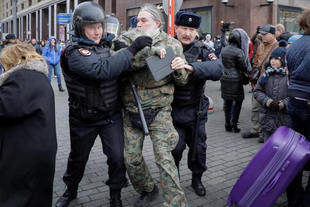 'Це може статися в будь-який момент': Боровий спрогнозував революцію в Росії