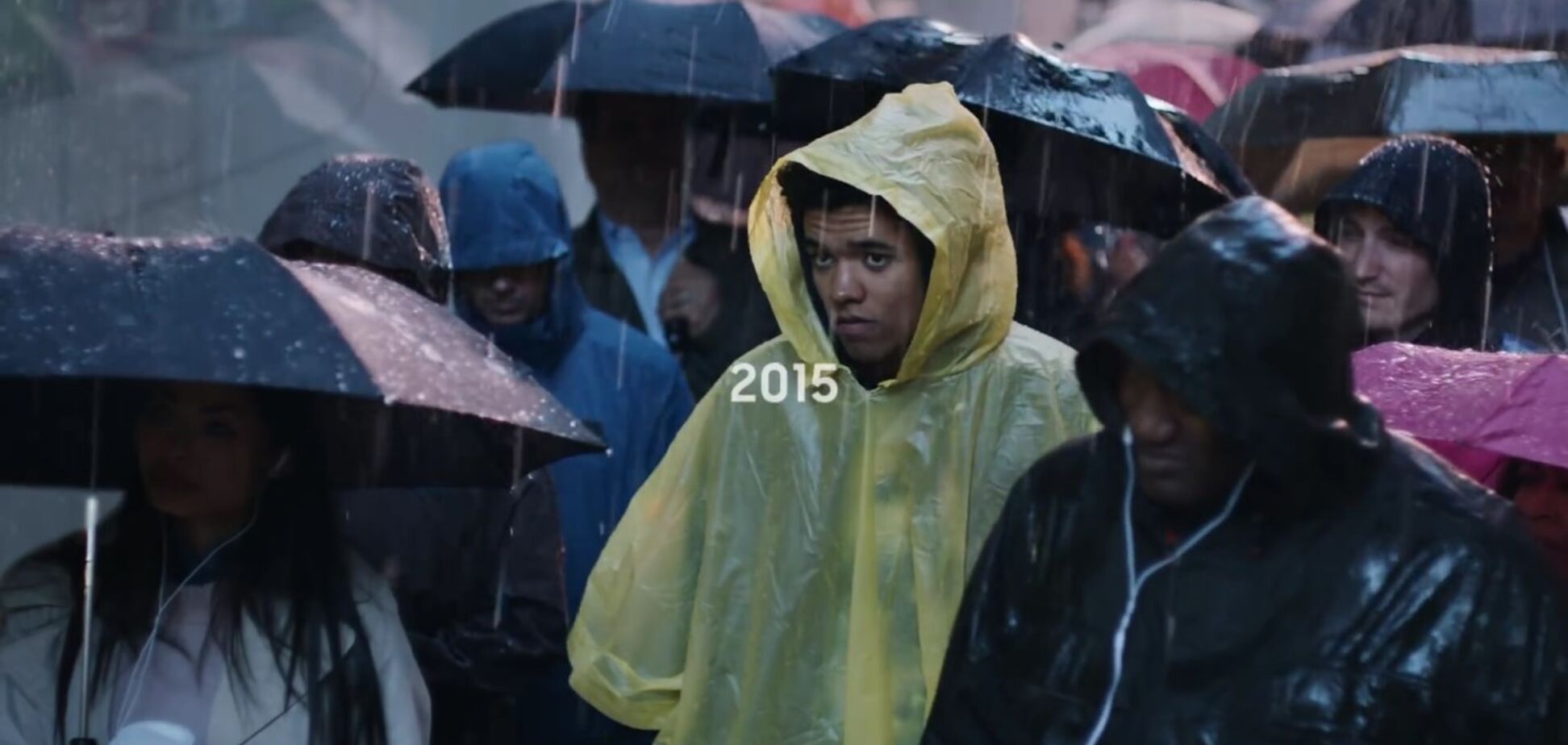 Відомий бренд жорстко потролив смартфони Apple у новій рекламі