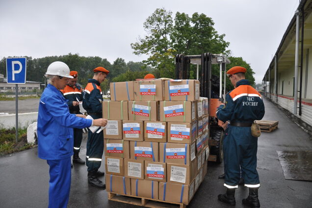 'Помощь по-донецки': кому же достается гуманитарка в 'ДНР'