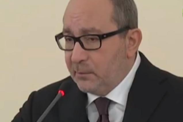 Матюкнулся в ответ на критику: Кернес публично оконфузился