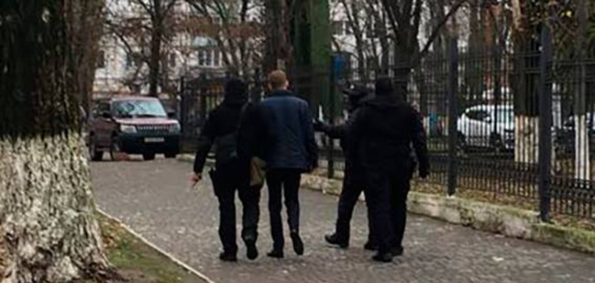 В Одессе раскрыли масштабную аферу полицейских на 120 тыс. долларов