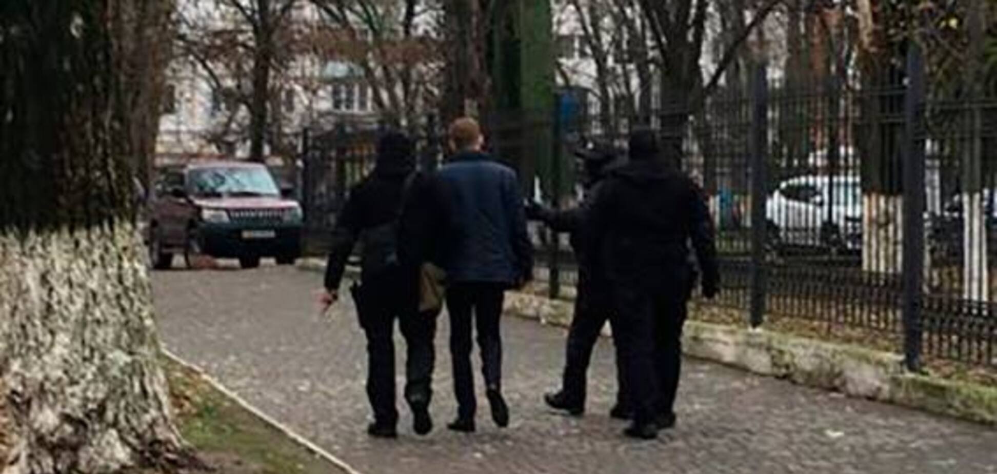В Одесі розкрили масштабну аферу поліціянтів на 120 тис. доларів
