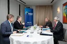 Порошенко и Юнкер
