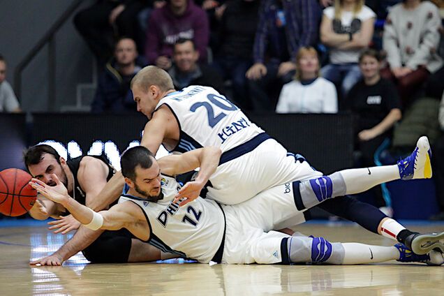 Гостьова перевірка для лідера: анонс Суперліги Парі-Матч 1 лютого