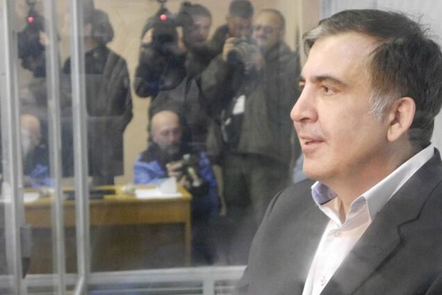 Грозит 'золотая середина': юрист оценил перспективы Саакашвили в суде