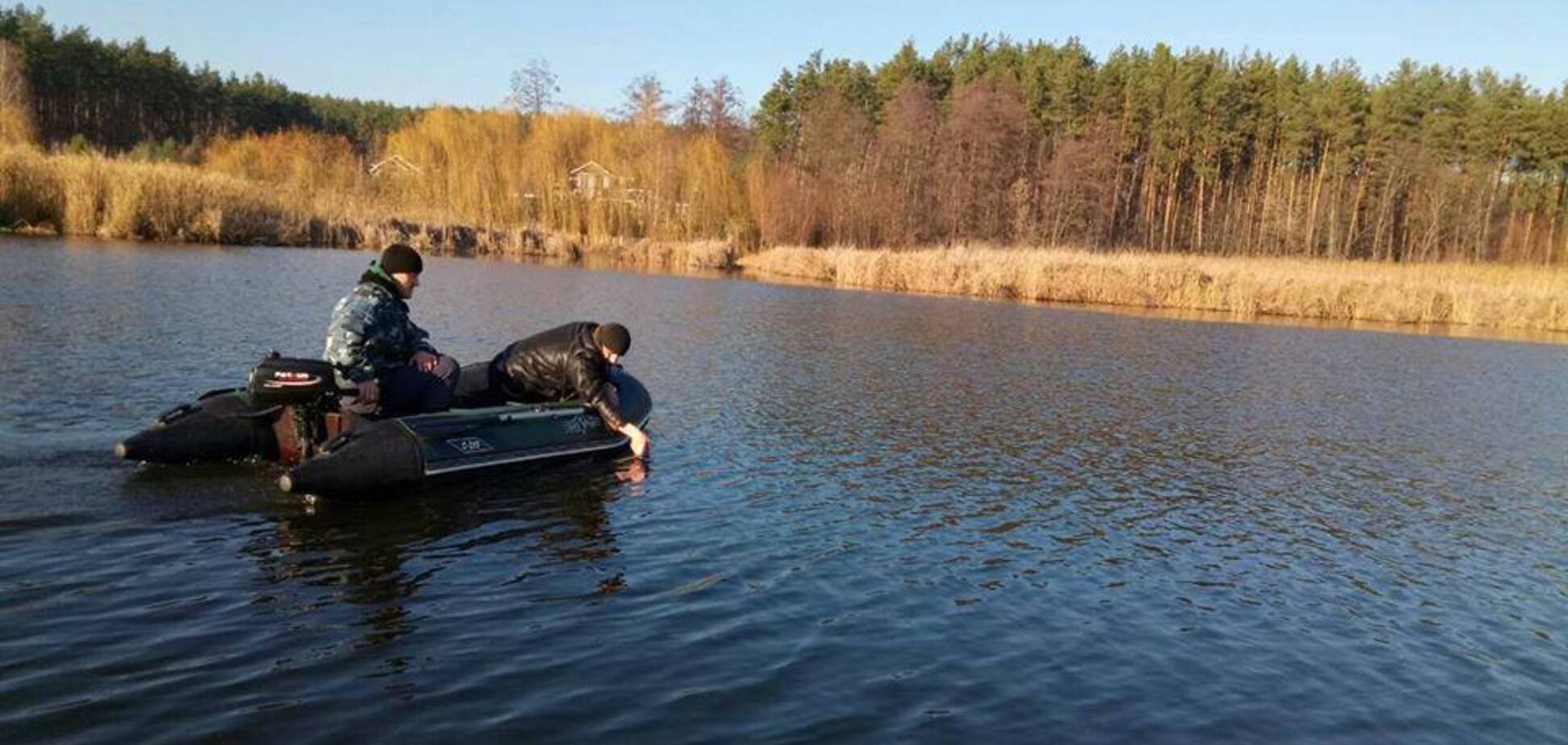 лодка, спасатели