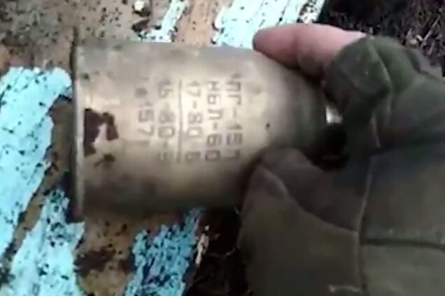 Маркування 'спалило': на Донбасі знайшли схрон російської зброї