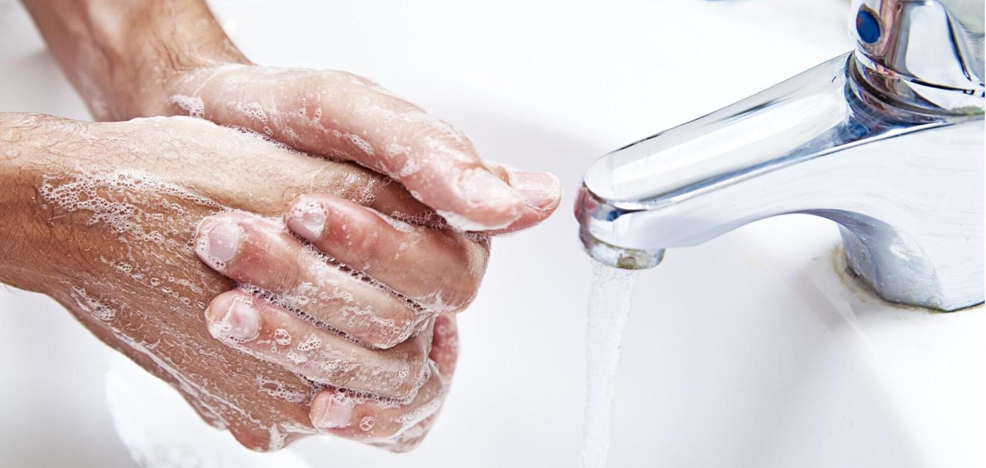 Как правильно мыть руки: в Минздраве поэтапно объяснили процесс