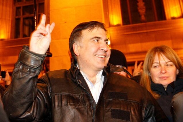 Без жены никуда: СМИ узнали, за чей счет живет Саакашвили