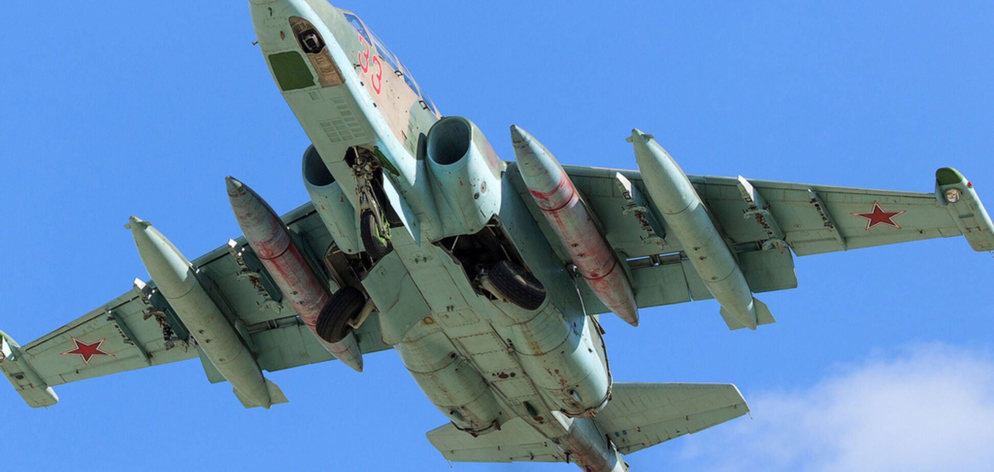 Предупредительные ракеты: истребители США перехватили российские штурмовики в Сирии