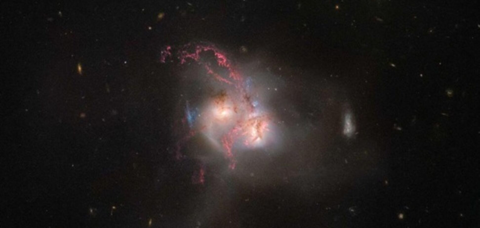 Слияние двух галактик