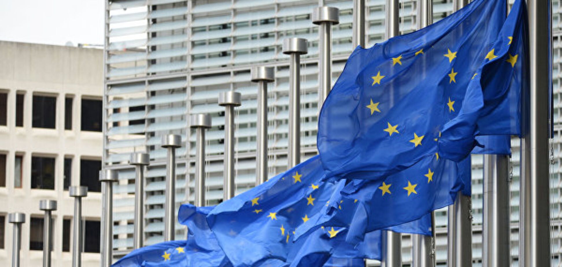 Скандалы с Польшей и Венгрией