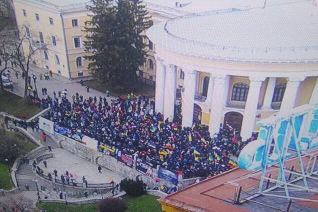 Штурм Октябрьского дворца: Нацполиция сообщила о принятом решении